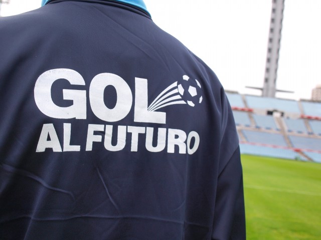 Más de 3500 jóvenes uruguayos son beneficiados por el Programa "Gol al Futuro"