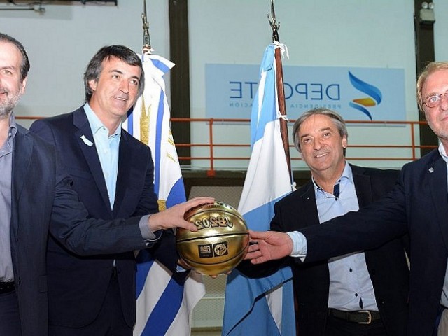 Uruguay y Argentina un paso más cerca de ser sede Mundialista.